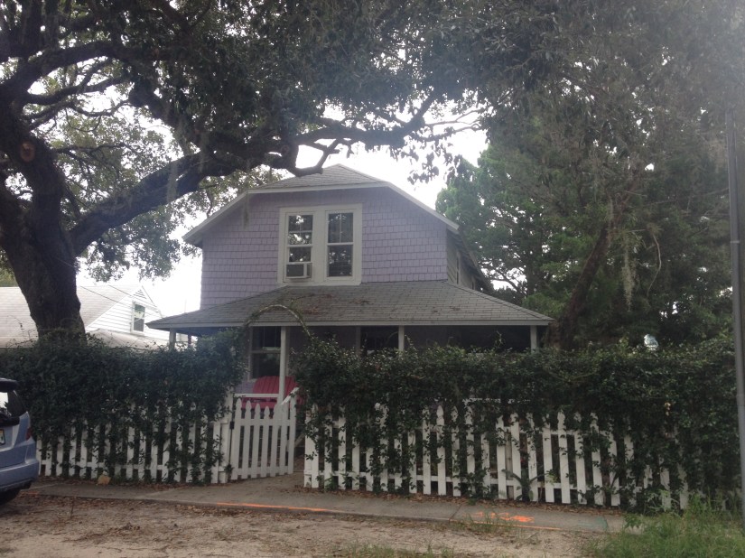 One of the many cute homes found along the roadways of New Smyrna Beach