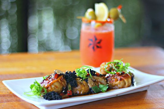 Pork Dumplings &amp; Dragon Estrella Cocktail_preview
